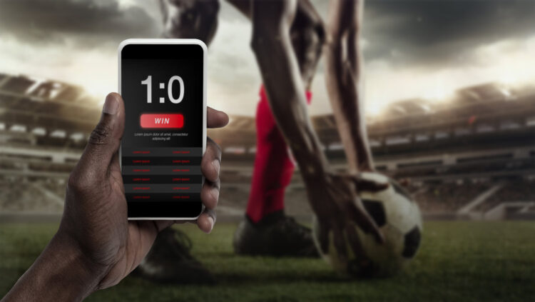 bigstock-smartphone-screen-with-mobile-392921483-1_easy-resize-com_-750x423-1