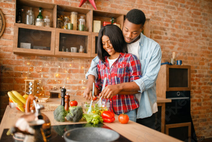 black-love-couple-cooking-together-698x466-1