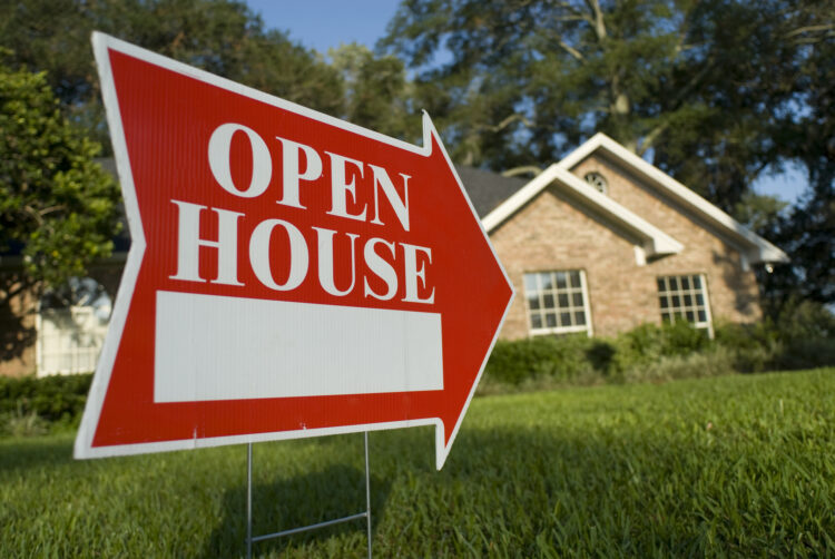 buying-a-house-3-750x502-1