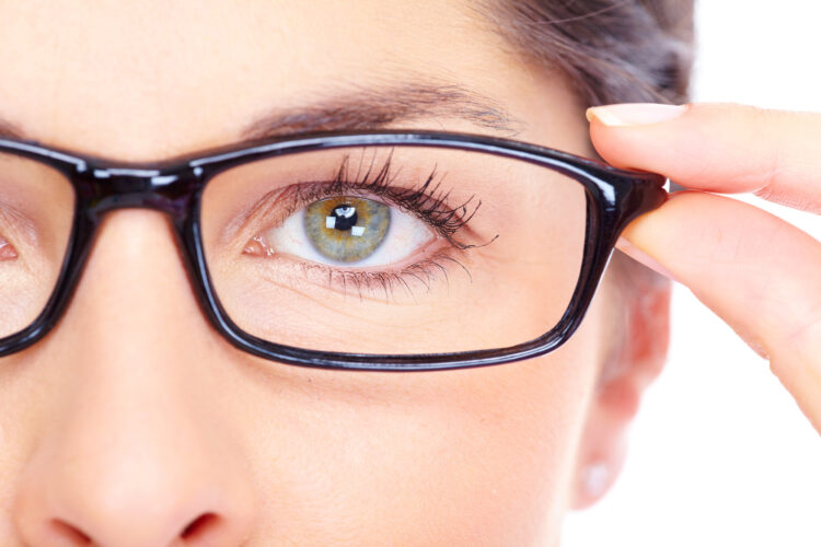 choose-the-right-glasses-750x500-1