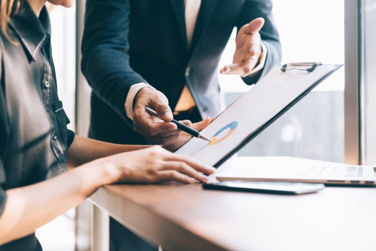 copying-bigger-businesses-750x501-1