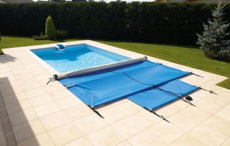 get-a-swimming-pool-cover-1-750x476-1