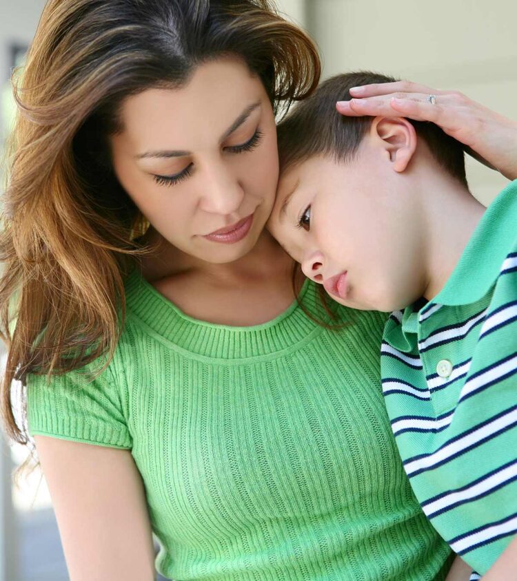 highly-sensitive-child-signs-habits-parenting-750x844-1