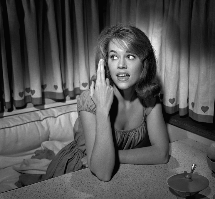 jane-fonda-early-life